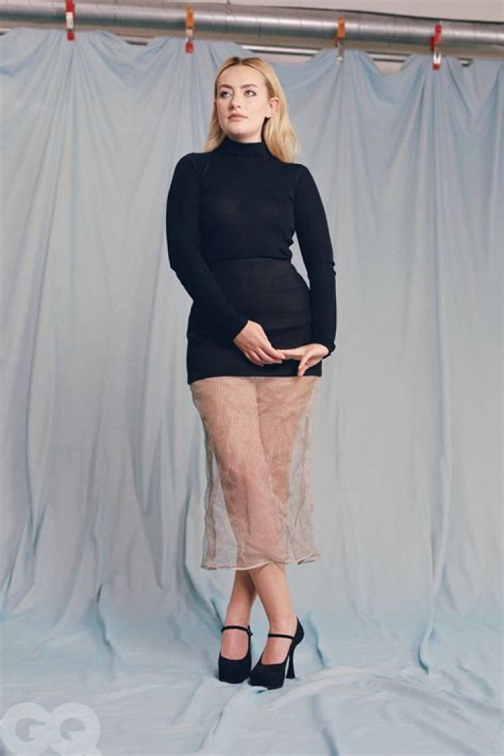 Amelia Dimoldenberg Photo