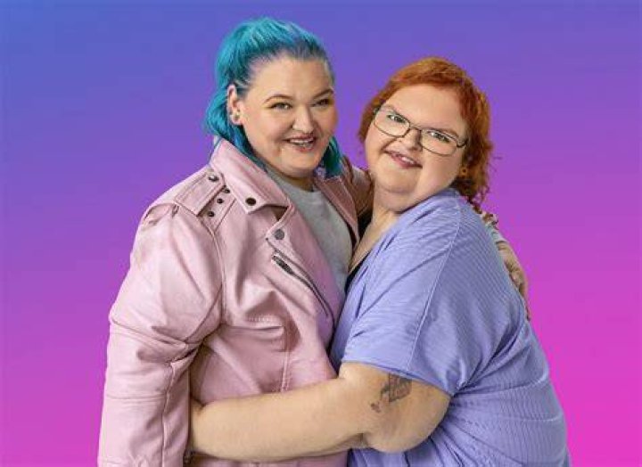 Amy and Tammy Slaton, the stars of '1000-Lb Sisters' Season 4