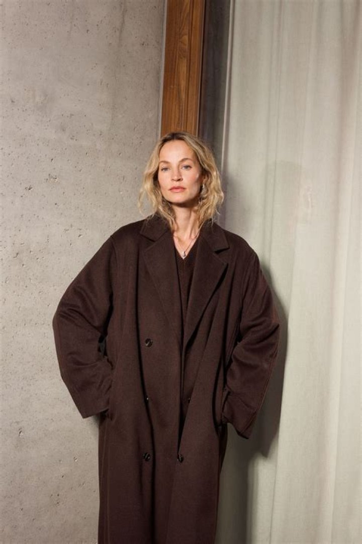 Anouk Yve