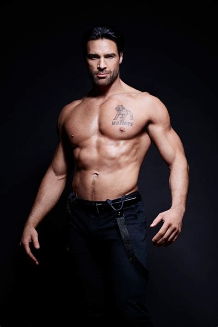 Charles Dera is my favorite straight porn actor. LadyBoners