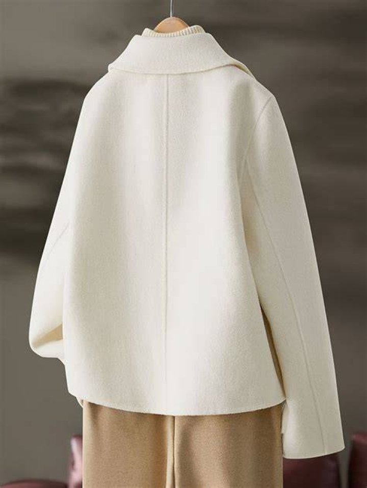 Clothing, Collar, Sleeve, Trousers, Coat, Outerwear, Suit trousers, Formal wear, Style, Blazer, Clothing, Collar, Sleeve, Trousers, Coat, Outerwear, Suit trousers, Formal wear, Style, Blazer,