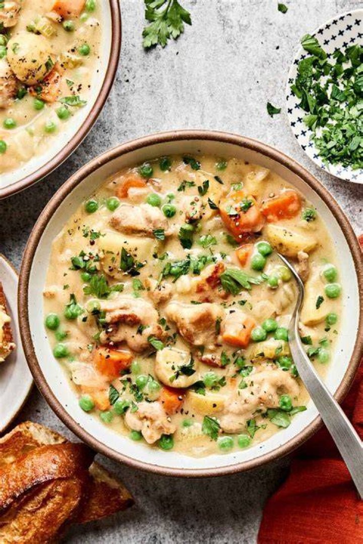 Creamy Chicken Stew Recipe | Entree Recipes