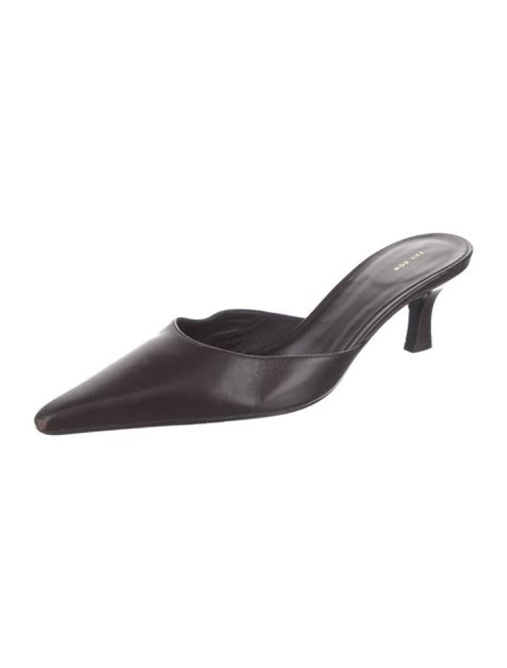Cybil leather mules