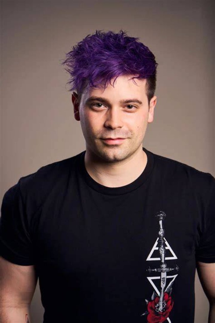 Damien Haas Net Worth, Age, Height, Weight, Early Life, Career, Dating