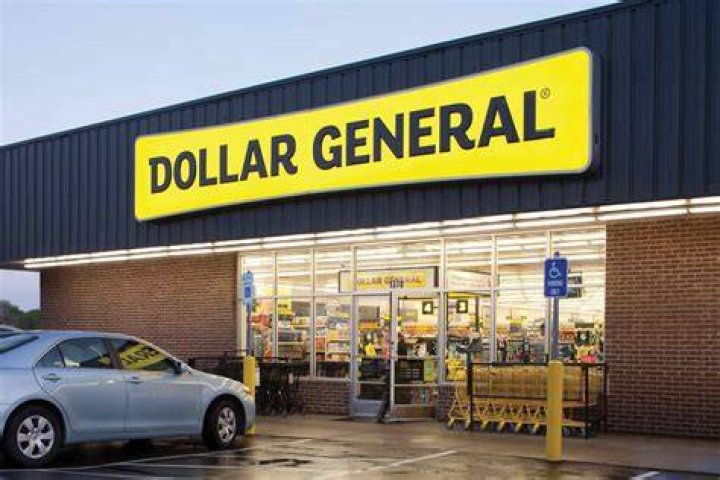 Does the Dollar General sell ammonia?