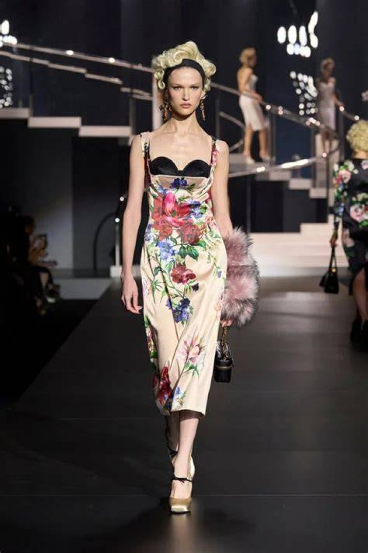 DOLCE&GABBANA淺藍心動印記 dolce gabbana