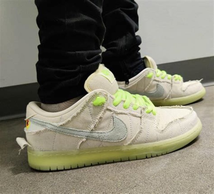 Dunk Mummy Outfit's 💚 en 2022 Pantalon, Stone island, Instagram