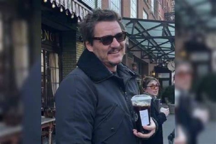 El pedido de café de Starbucks de Pedro Pascal que nos estresa