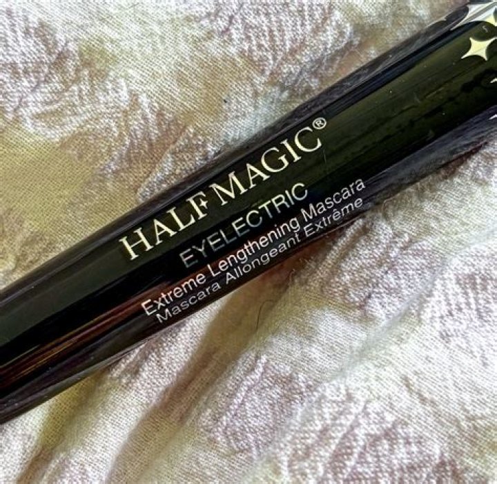 Eyelectric Extreme Lengthening Mascara Eyelectric Extreme Lengthening Mascara