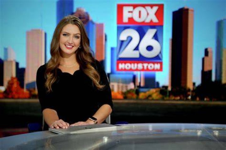 Fox 26 Consumer Reporter and Fill-in Anchor Heather Sullivan Photo