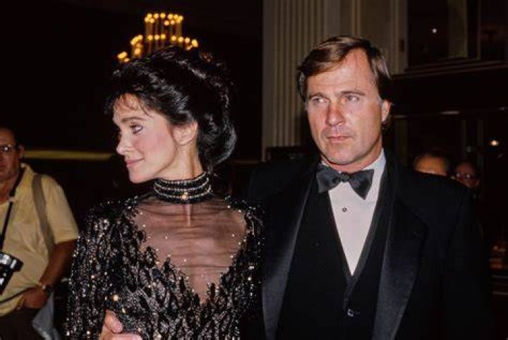 Gil Gerard Net Worth