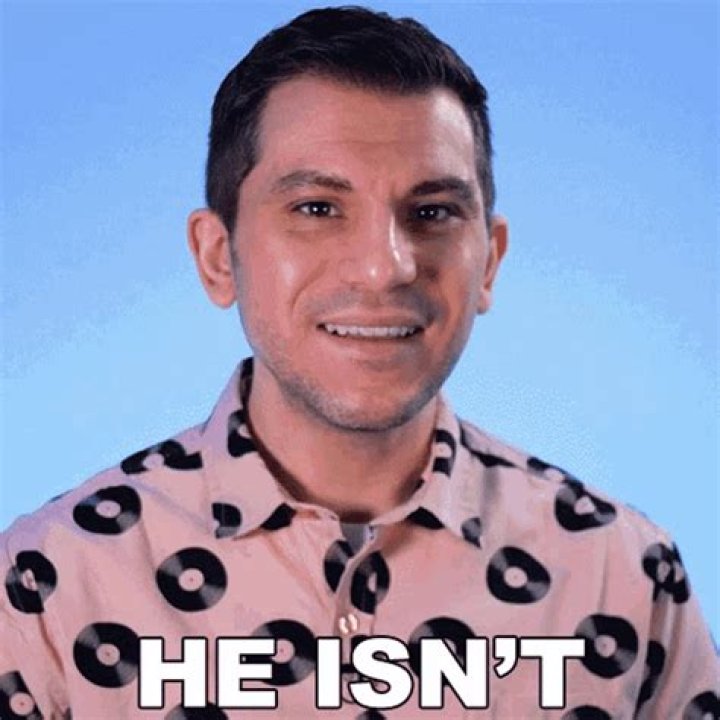 He Isnt Shane Luis GIF He Isnt Shane Luis Rerez Discover & Share GIFs
