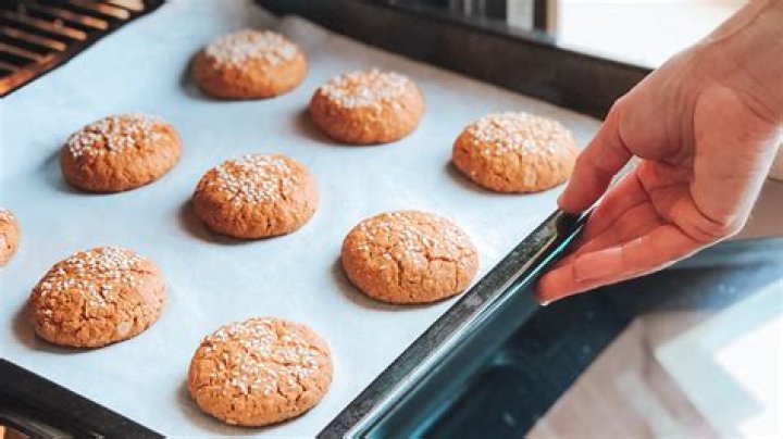 Hoe Lang Koekjes In De Oven? (Best solution)