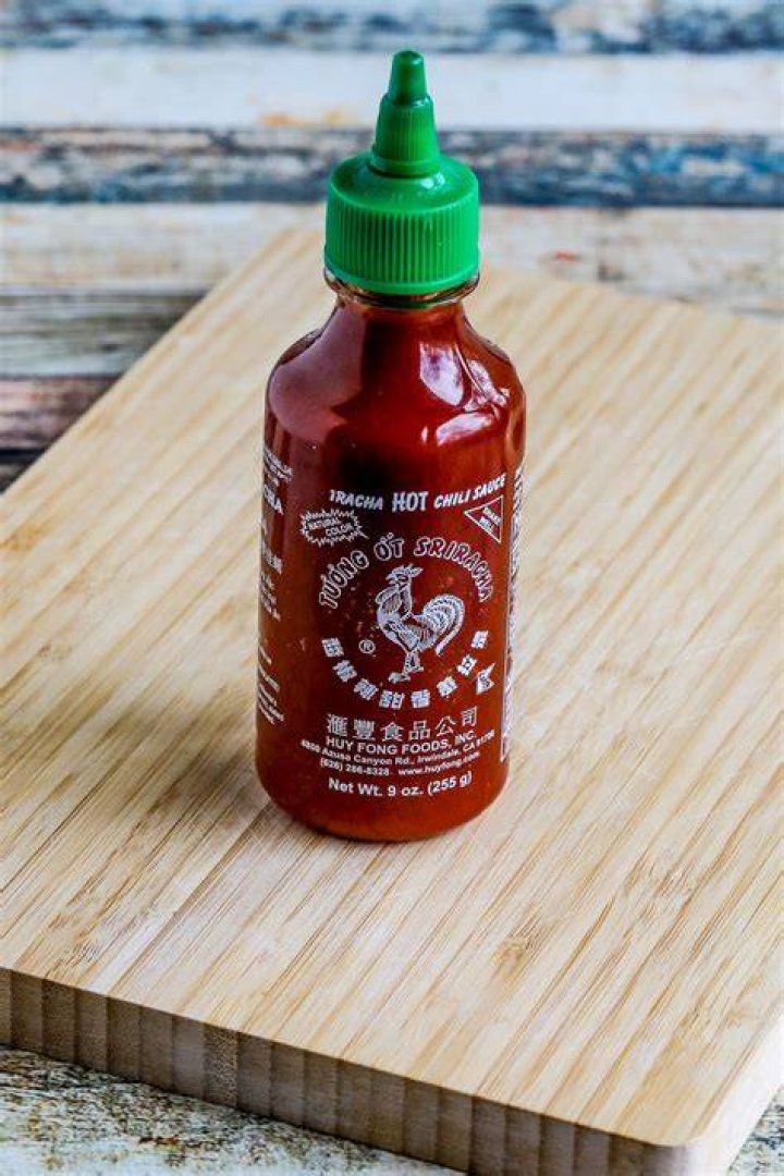 How Acidic Is Sriracha Sauce?
