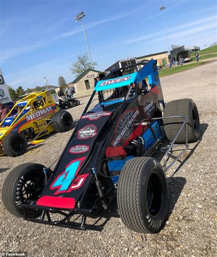 How did Justin Owen Die? Justin Owen, a Sprint Car Driver, died in an