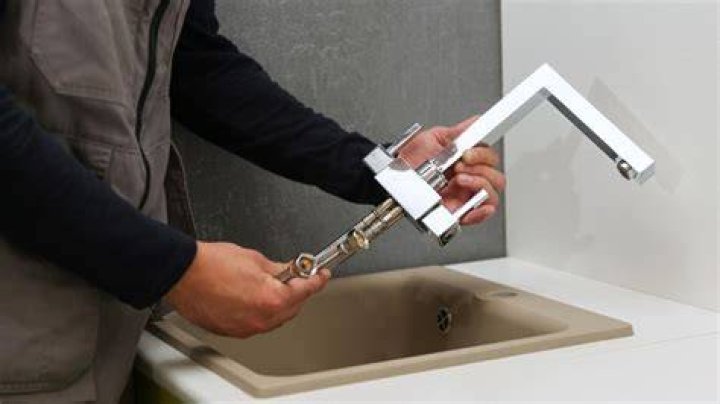 How Do I Install A New Kitchen Faucet??