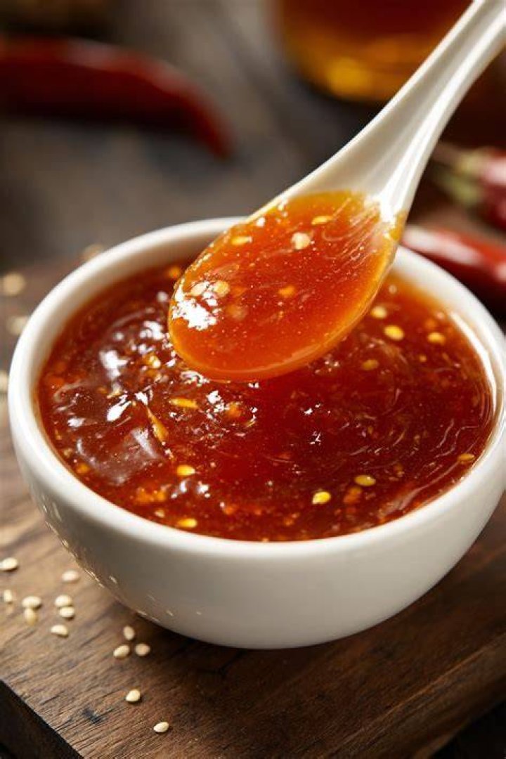 How Does Honey Sriracha Taste? (TOP 5 Tips)