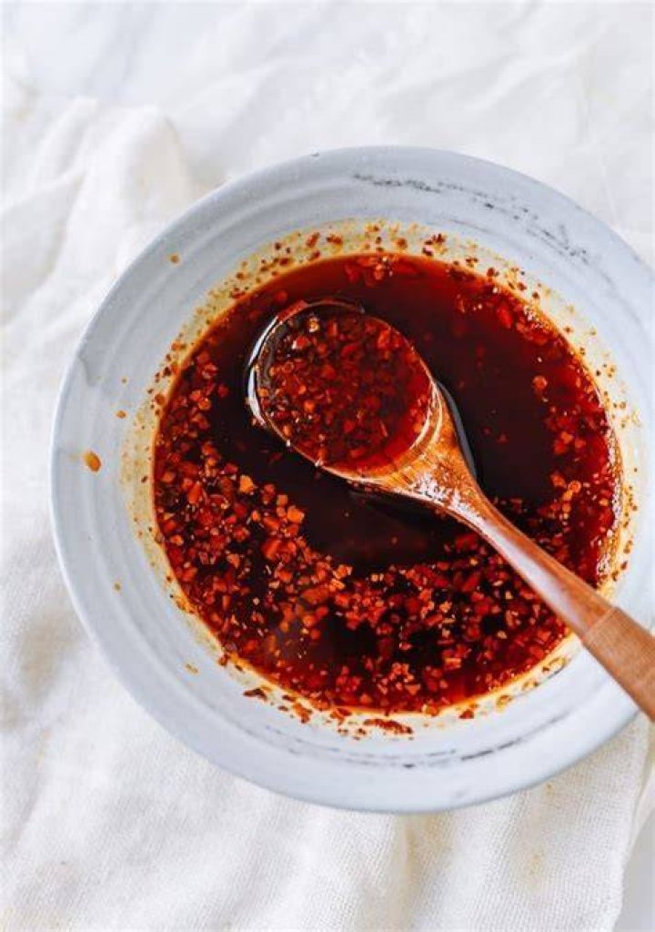 How Is Chili Oil? (Perfect answer)