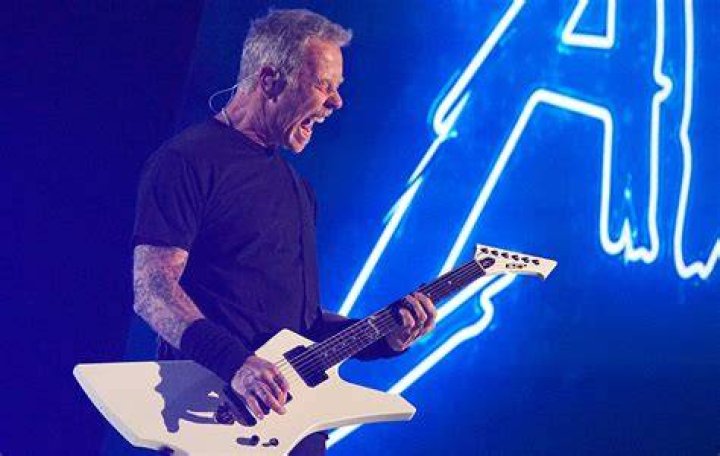 How many guitars does Metallica own?