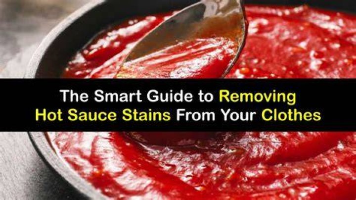 How To Remove Buffalo Sauce Stains From Clothes? (Perfect answer)