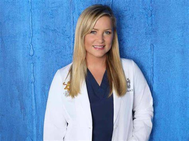 Jessica Capshaw