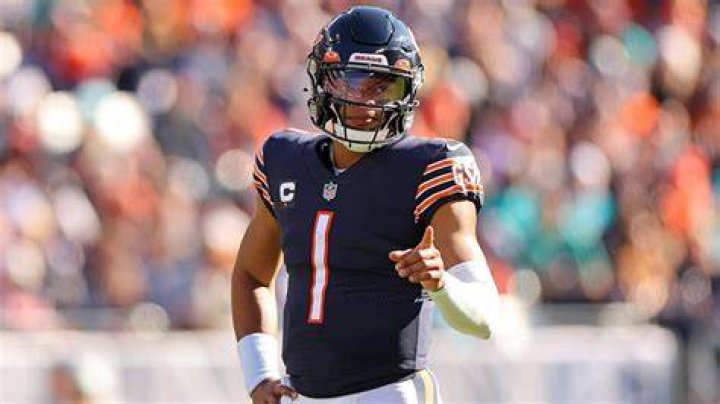 Justin Fields Justin fields, Chicago sports teams, Justin