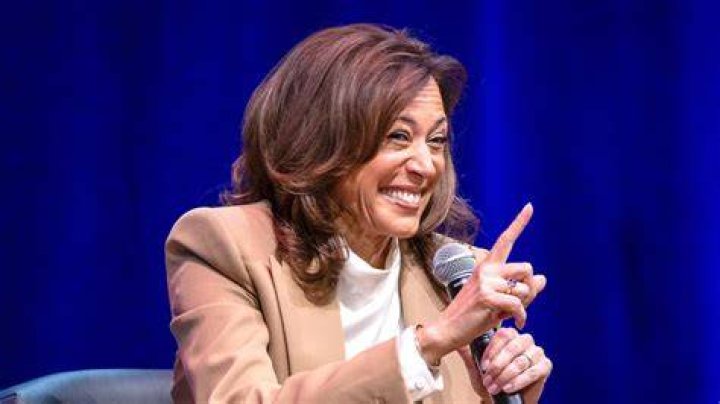 Kamala Harris and former flame Montel Williams seen as a couple in