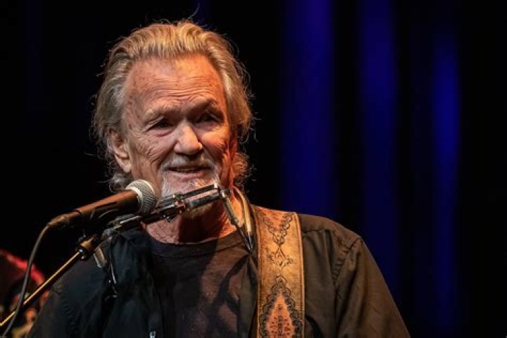 Kris Kristofferson's Children Meet His 8 Kids and Family Closer Weekly