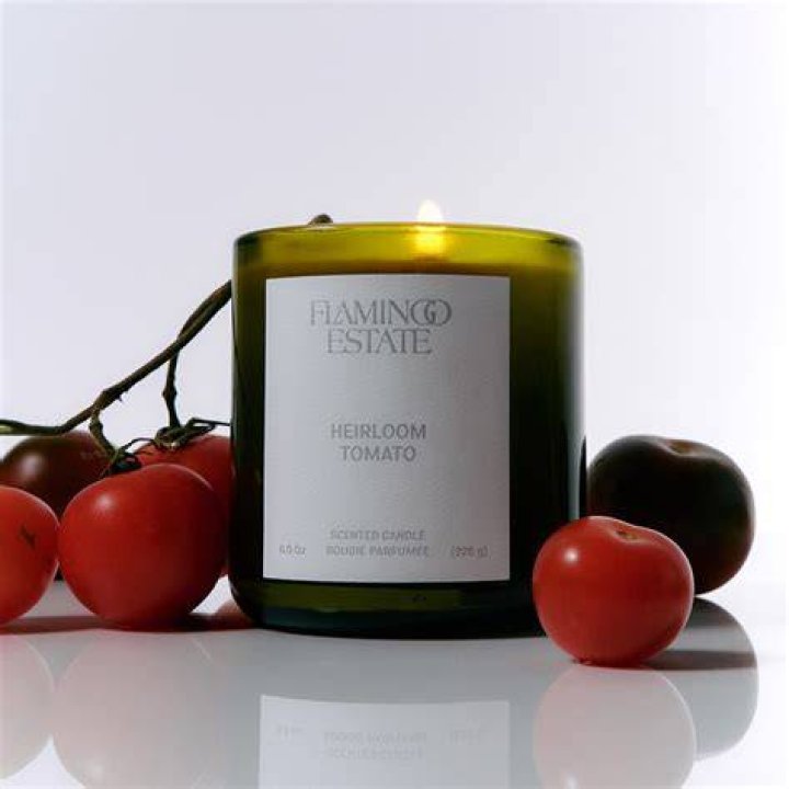 Roma Heirloom Tomato Candle Roma Heirloom Tomato Candle