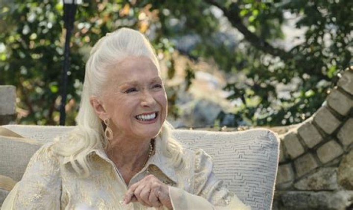 Smiling Diane Ladd as Nell O'Brien in 'Chesapeake Shores' Season 5