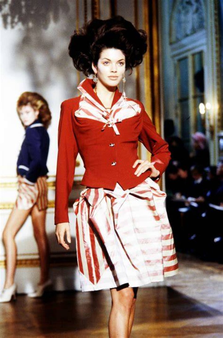 Vivienne Westwood Spring 1998 Ready to Wear Collection Runway Show vivienne westwood spring 1998 ready to wear collection runway show