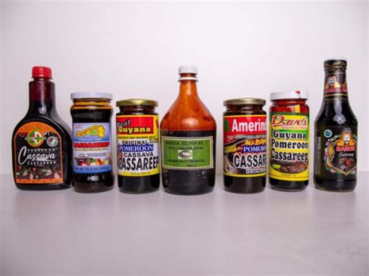 What does cassareep taste like?