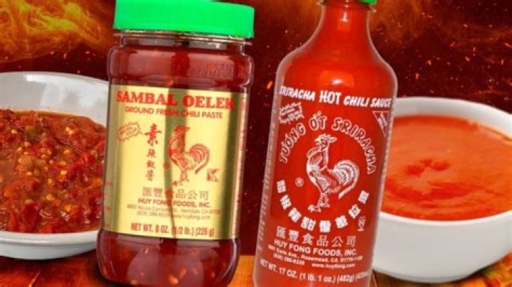 What Is The Difference Between Sriracha And Sambal Paste? (TOP 5 Tips)