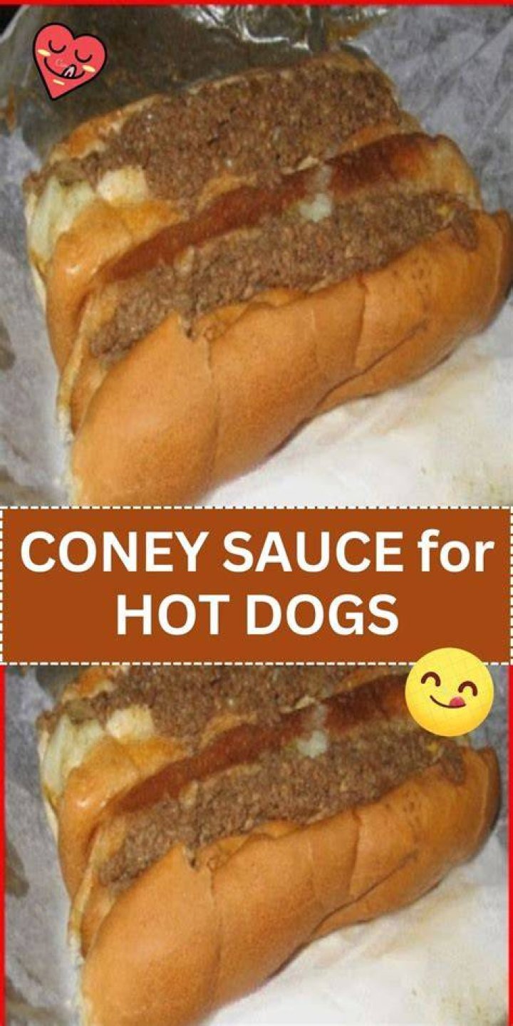 What Sauce Goes On Hot Dogs? (Correct answer)