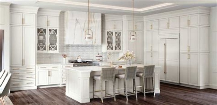 Where are KraftMaid cabinets built?