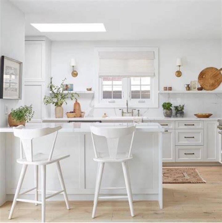 White, Room, Kitchen, Property, Furniture, Floor, Cabinetry, Countertop, Interior design, Building, White, Room, Kitchen, Property, Furniture, Floor, Cabinetry, Countertop, Interior design, Building,