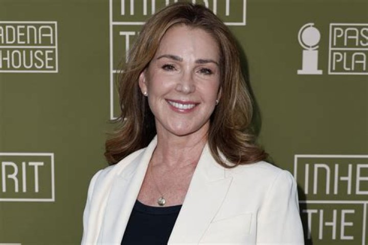 Who Is Peri Gilpin? (Question)