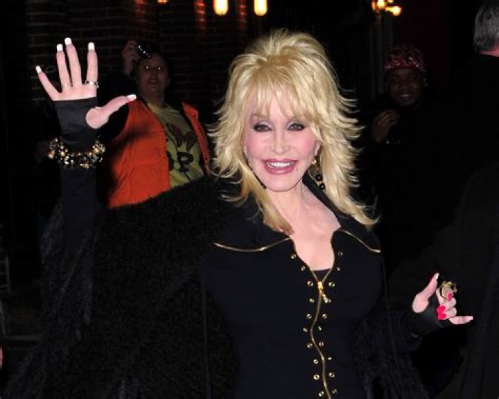 Why Does Dolly Parton Always Wear Gloves?